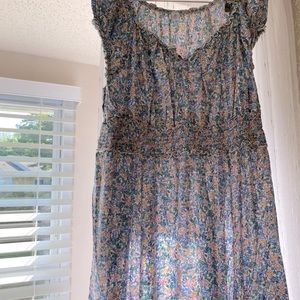 Old Navy XL Tall country style farm dress. Short sleeves. Very comfortable.